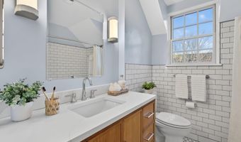 4315 35TH St S, Arlington, VA 22206