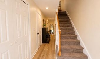 520 Corey Ln, Middletown, RI 02842
