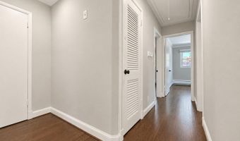 2512 N KENILWORTH St, Arlington, VA 22207