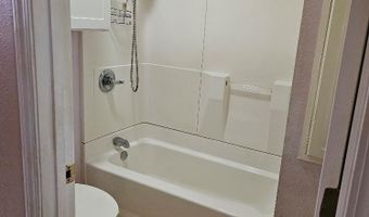 2230 N Rodgers Ave, Alton, IL 62002