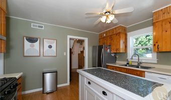 54 N Montana Ave, Absarokee, MT 59001