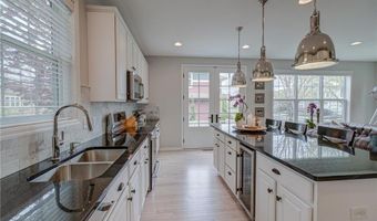 4891 159th St W, Apple Valley, MN 55124