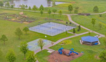 30 S Gardens Way, Fitchburg, WI 53711