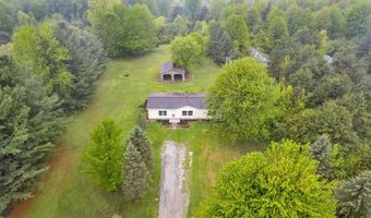 2100 Rowe, Applegate, MI 48401