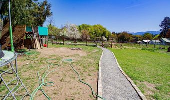 6702 Pine St, Bonners Ferry, ID 83805
