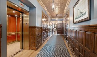 423 Hope St C, Bristol, RI 02809