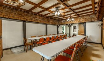 212 S Hickory St, Abbott, TX 76621