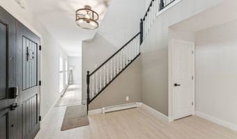 33 Huntsville Rd, Andover, NJ 07860