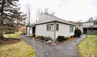 312 Old Meadow Dr 312, Amherst, NY 14051