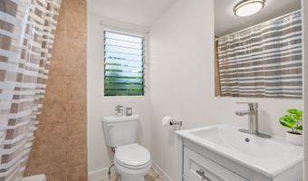 725 Kihapai Pl A2, Kailua, HI 96734