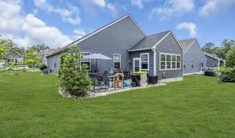 22 Flanders Dr, Barnegat, NJ 08005