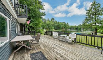 18 W Huntress Pond Rd, Barnstead, NH 03225