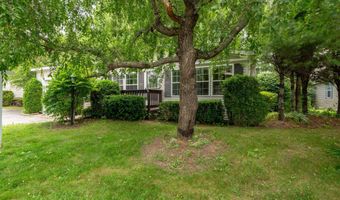 21 Magnolia Ln, Belmont, NH 03220