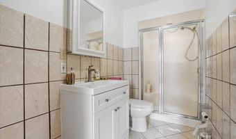 242 Colonial Ter, Albrightsville, PA 18210