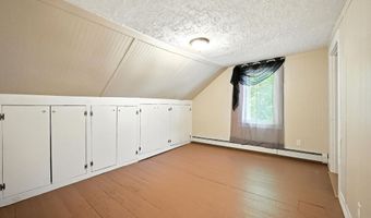 133 Riverside Dr, Augusta, ME 04330