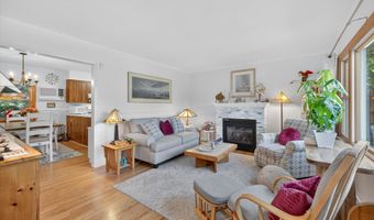 2 Perkins Ave, Amityville, NY 11701