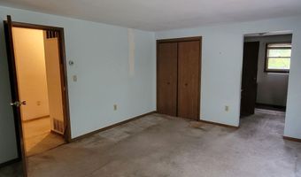 506 Forest Brook Dr, Absecon, NJ 08205