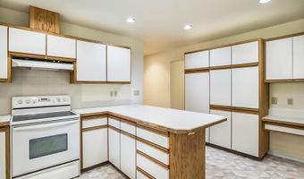 64507 McGrath Rd, Bend, OR 97701