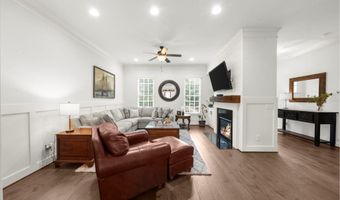 410 Rose Garden Ln, Alpharetta, GA 30009