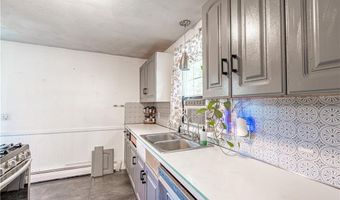 18 Allison Ct, East Providence, RI 02915