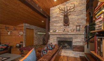 364 E 1600 Rd, Baldwin City, KS 66006