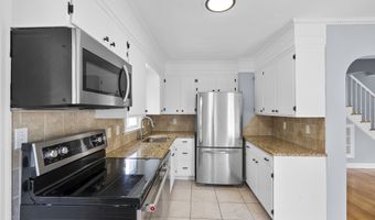 157 Moody St, Bristol, CT 06010