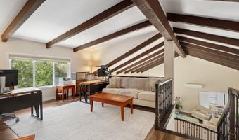 7027 Alicante Rd, Carlsbad, CA 92009