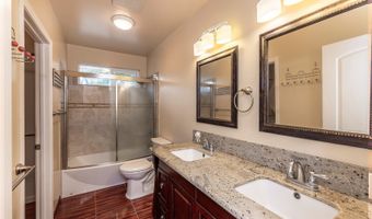 2407 St Louis Dr B, Honolulu, HI 96816