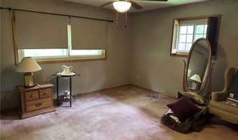 477 Catalina Dr, Akron, OH 44319
