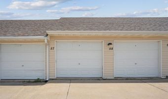1815 SW White Birch Cir 3, Ankeny, IA 50023