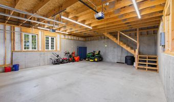 52 Chase Cir, Center Harbor, NH 03226