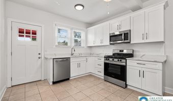 1418 W Chew St, Allentown, PA 18102