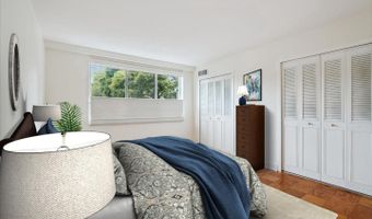4977 BATTERY Ln #1-210, Bethesda, MD 20814