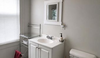 15 Daniels Rd W, Albany, VT 05845