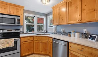 1127 LINN Ave, Oregon City, OR 97045