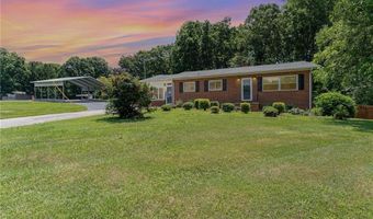 1839 Old Farmer Rd, Asheboro, NC 27205