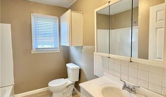 1318 W Tibbs St, Austin, IN 47102
