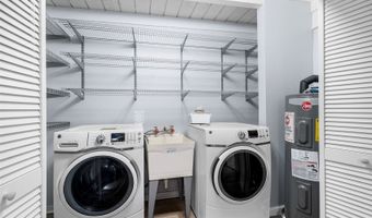 99-633 Hulumanu St, Aiea, HI 96701