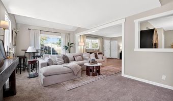 277 Ramsey Ln, Ballwin, MO 63021