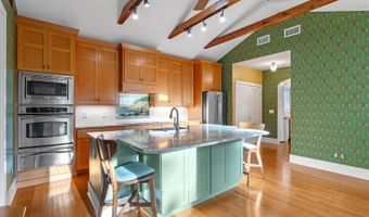 525 SHERIDAN Blvd, Orlando, FL 32804