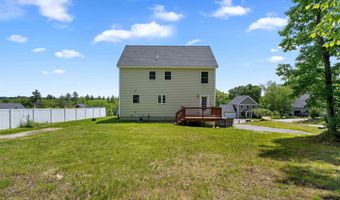 33 Thatcher Way, Barrington, NH 03825
