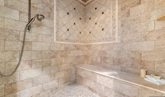 7 Newton Pl, Allendale, NJ 07401