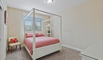 12708 ASPENWOOD Ln, Oregon City, OR 97045