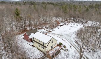 30 Pine Tree Ln, Augusta, ME 04330