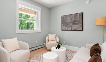 907 Richville Rd, Standish, ME 04084