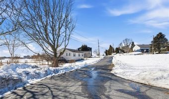 Barnacle Road, Narragansett, RI 02882