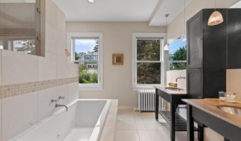 2816 27TH St NW, Washington, DC 20008