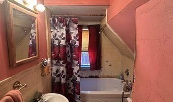 31 Amherst St, Boston, MA 02131