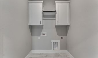 6903 High Meadow Blvd, Bentonville, AR 72713