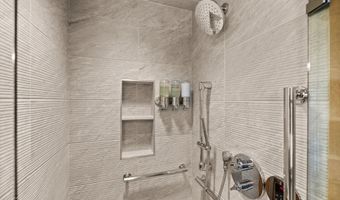 122 W Main St, Aspen, CO 81611